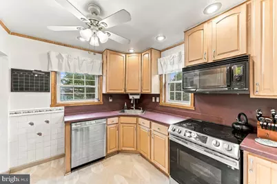 301 W Springfield Road, Springfield, PA 19064 - Photo 13