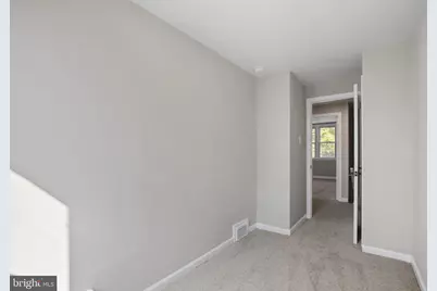 1370 Wycombe Avenue, Darby, PA 19023 - Photo 17