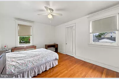 604 S Oak Lane S, Secane, PA 19018 - Photo 13