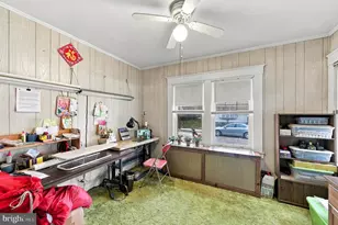 604 S Oak Ln S, Secane, PA 19018 - Photo 5