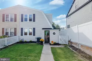 202 N Aberdeen Ave, Wayne, PA 19087 - Photo 1