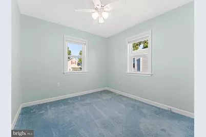 410 Edgewood Avenue, Folsom, PA 19033 - Photo 17