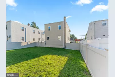 410 Edgewood Avenue, Folsom, PA 19033 - Photo 29