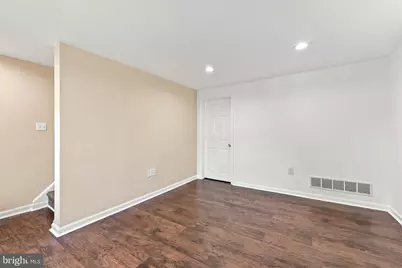 803 Maple Lane, Aston, PA 19014 - Photo 7
