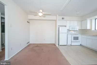5200 Hilltop Drive #B26, Brookhaven, PA 19015 - Photo 3