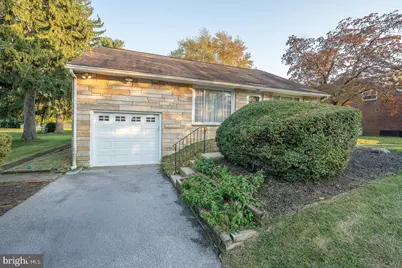 7 Lincoln Lane, Broomall, PA 19008 - Photo 1