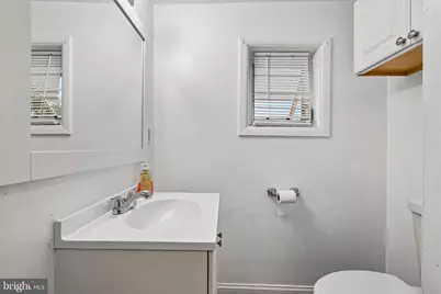 2 W 2nd Street #2, Marcus Hook, PA 19061 - Photo 11