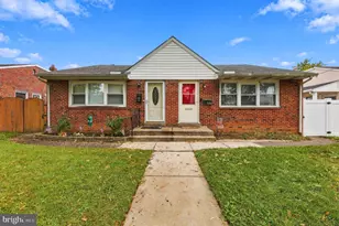 544 Edgewood Ave, Folsom, PA 19033 - Photo 1