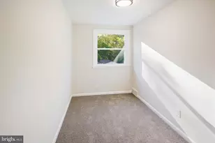 832 Taylor Dr, Folcroft, PA 19032 - Photo 9