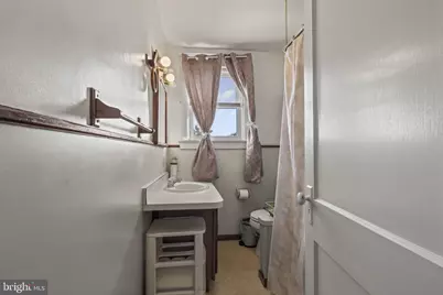 231 Wolfenden Avenue, Collingdale, PA 19023 - Photo 17