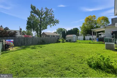 438 Broomall Street, Folsom, PA 19033 - Photo 3