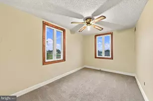 240 W Wyncliffe Ave, Clifton Heights, PA 19018 - Photo 21