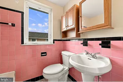 240 W Wyncliffe Avenue, Clifton Heights, PA 19018 - Photo 17