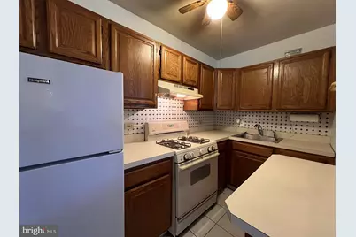 80 W Baltimore Avenue #C208, Lansdowne, PA 19050 - Photo 5