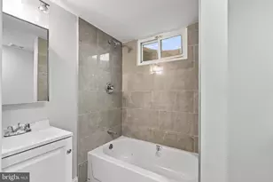 319 Sloan St, Crum Lynne, PA 19022 - Photo 33