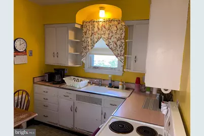 105 W Knowles Avenue Avenue, Glenolden, PA 19036 - Photo 13