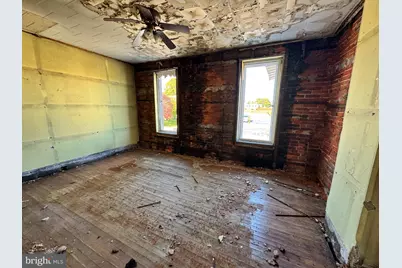 707 W 7th Street, Chester, PA 19013 - Photo 15