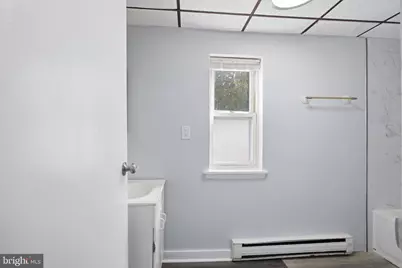 914 Central Avenue, Chester, PA 19013 - Photo 9