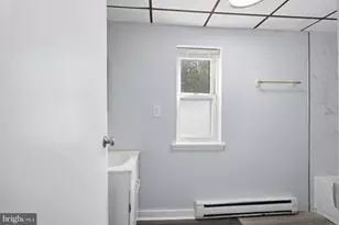 914 Central Ave, Chester, PA 19013 - Photo 9