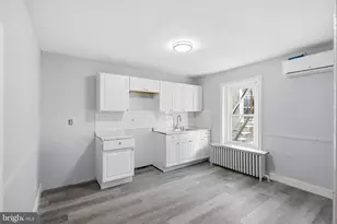 902 Highland Ave, Chester, PA 19013 - Photo 9