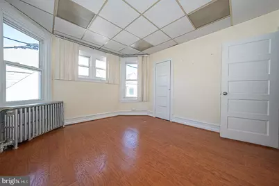 33 N Millbourne Avenue, Upper Darby, PA 19082 - Photo 37