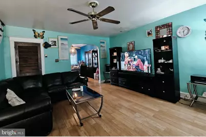 146 Lafayette Avenue, Collingdale, PA 19023 - Photo 7