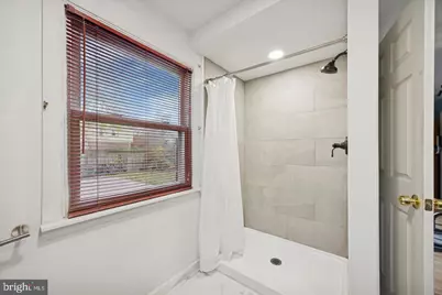 208 Rosewood Avenue, Aldan, PA 19018 - Photo 7