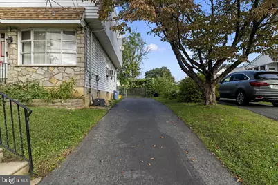 103 E East Broadway Avenue, Clifton Heights, PA 19018 - Photo 3