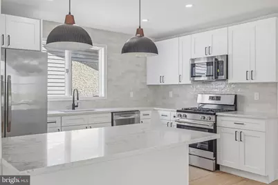 129 W Laughead Avenue, Marcus Hook, PA 19061 - Photo 13