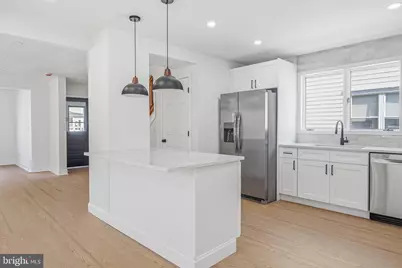 129 W Laughead Avenue, Marcus Hook, PA 19061 - Photo 15
