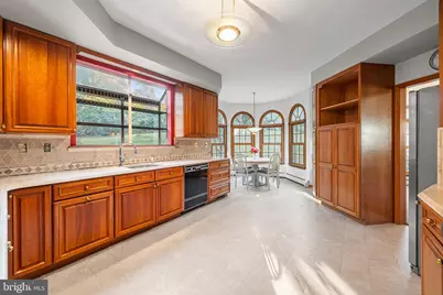 4914 W Chester Pike, Newtown Square, PA 19073 - Photo 7