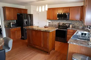 14732 Cedarbrook Dr, Greencastle, PA 17225 - Photo 5