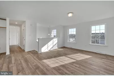 1656 Falcon Lane #242, Chambersburg, PA 17202 - Photo 5