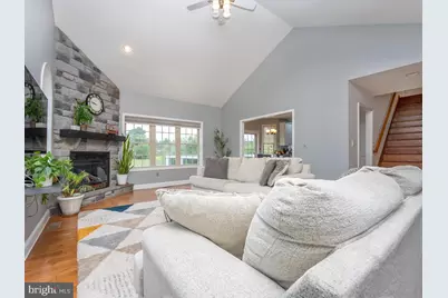 1458 Highfield Court, Chambersburg, PA 17202 - Photo 5