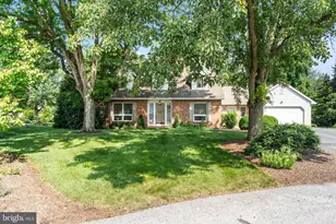 3398 Braemar Ct, Chambersburg, PA 17202 - Photo 3