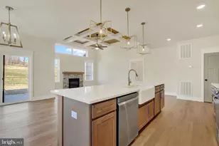 10842 Sierra Dr, Waynesboro, PA 17268 - Photo 13