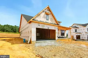 10842 Sierra Dr, Waynesboro, PA 17268 - Photo 7