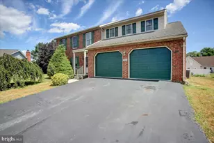 533 Hilltop Cir, Greencastle, PA 17225 - Photo 5