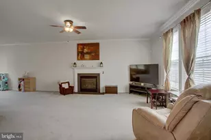 6816 Pennington Dr, Fayetteville, PA 17222 - Photo 7