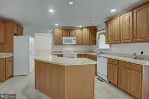 822 Lindia Rd, Chambersburg, PA 17201 - Photo 17