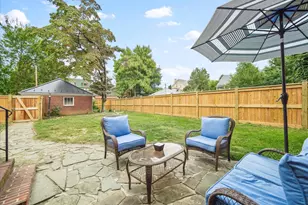 223 E 3rd St, Waynesboro, PA 17268 - Photo 3