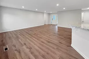 5877 Buchanan Dr, Mercersburg, PA 17236 - Photo 5