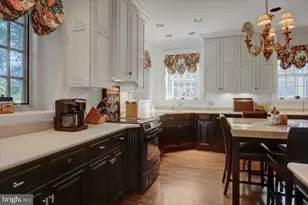 307 W W King St, Shippensburg, PA 17257 - Photo 21