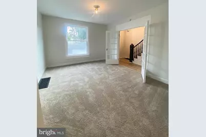 119 E Catherine Street, Chambersburg, PA 17201 - Photo 5
