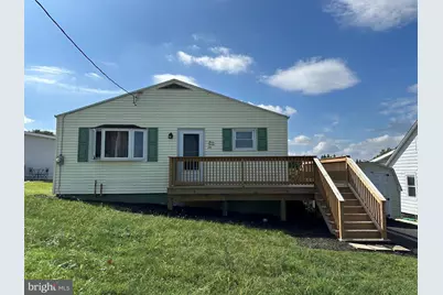 336 Fairmount Ave, Waynesboro, PA 17268 - Photo 1