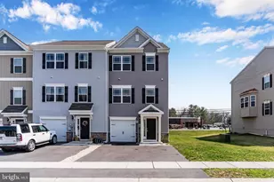 3381 Landmark Ct, Chambersburg, PA 17201 - Photo 1