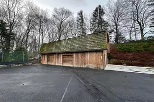 586 Crestwood Dr, Chambersburg, PA 17202 - Photo 115