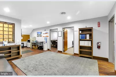 417 Phoenix Dr Offices, Chambersburg, PA 17201 - Photo 17