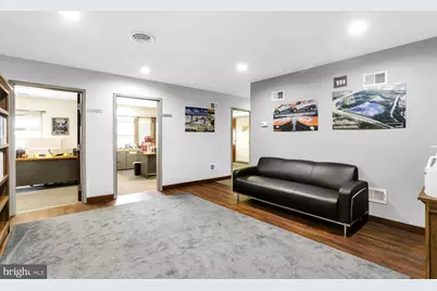 417 Phoenix Dr Offices, Chambersburg, PA 17201 - Photo 15