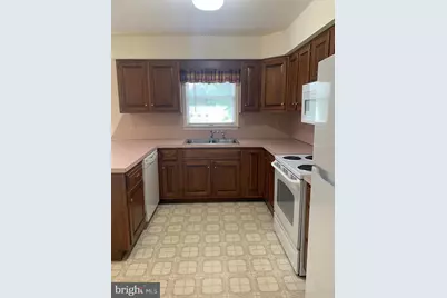 207 N Linden Ave., Greencastle, PA 17225 - Photo 5